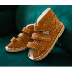 Buty profilaktyczne Danielki T105 camel beż